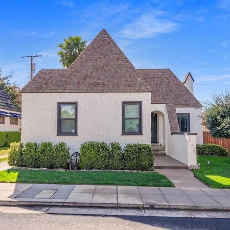 French Chateau Style Home On Most Desirable Street Redlands Exterior photo